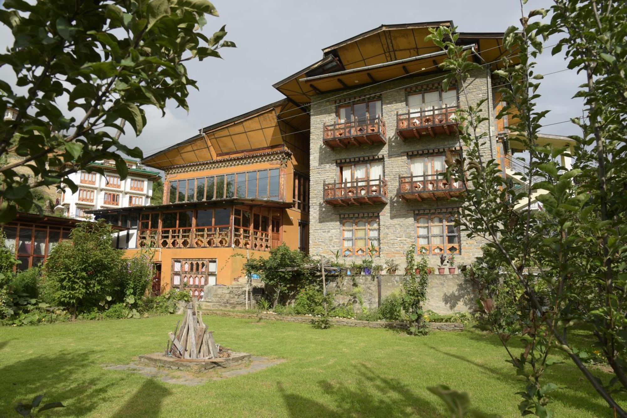 Spirit Of Bhutan Resort Paro Exterior photo
