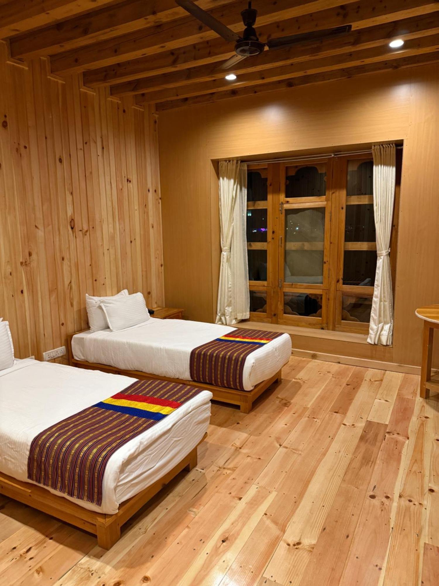 Spirit Of Bhutan Resort Paro Exterior photo